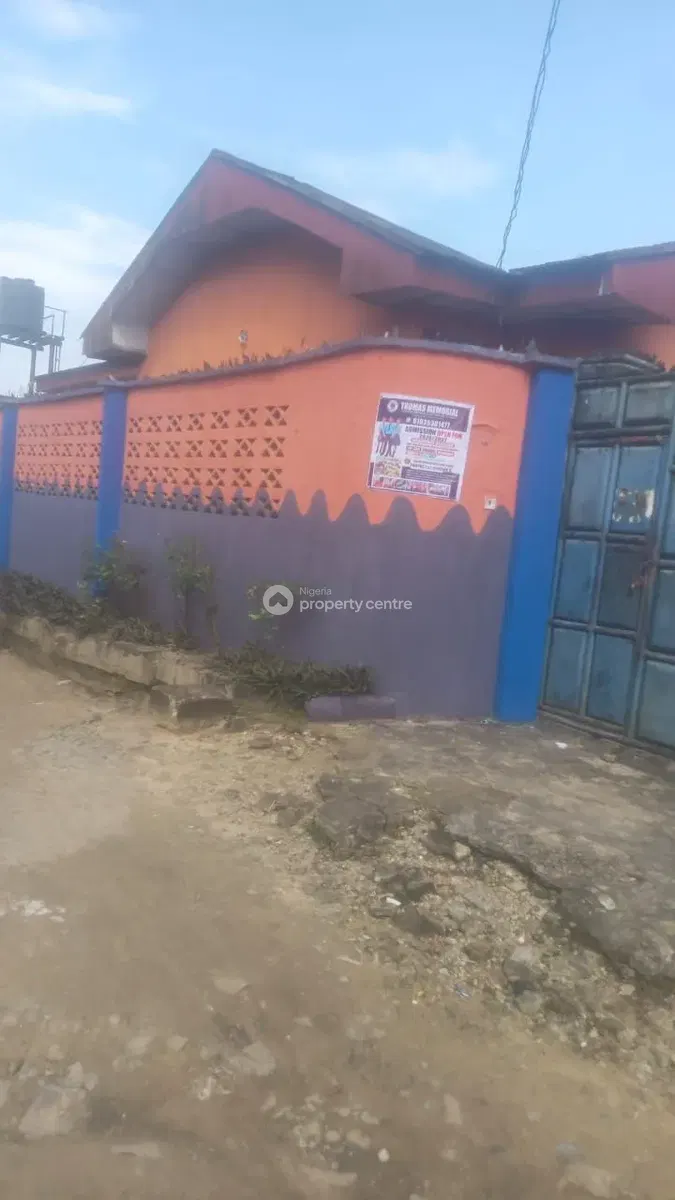 Three-bedroom bungalow and BQ in Rumuokoro